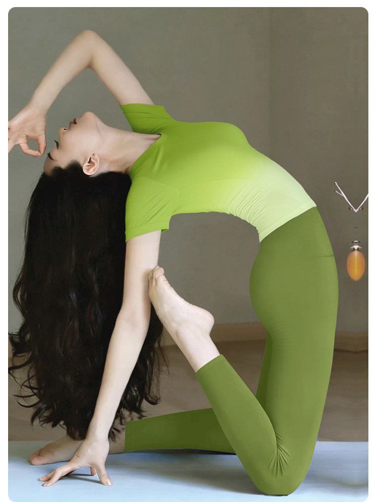 Gradyan yoga seti, kısa kollu, dış giyim olarak taşınabilir