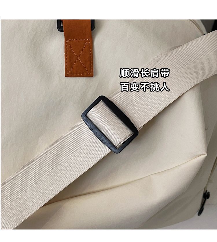 Großvolumige Reisetasche, leicht, mit Nassfach-Trennfunktion