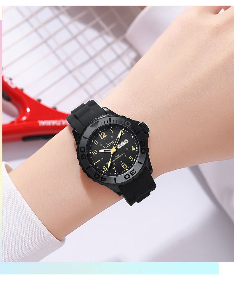 Boy's Luminous Quartz Watch Analog Fashion Style