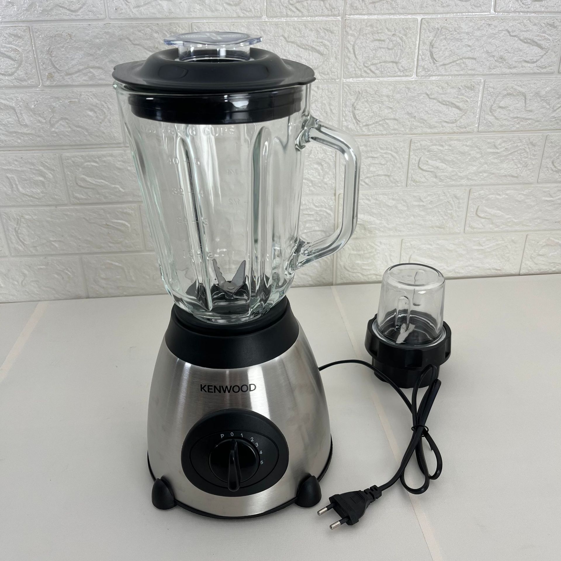 Glass blender, multifunctional cooking machine