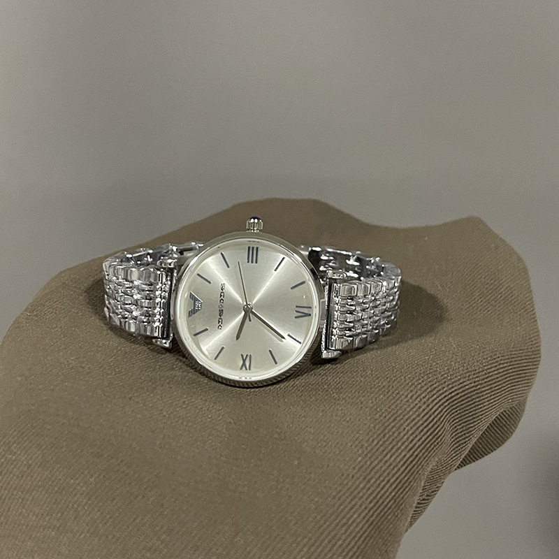 Minimalistische Damenuhr, elegantes Design