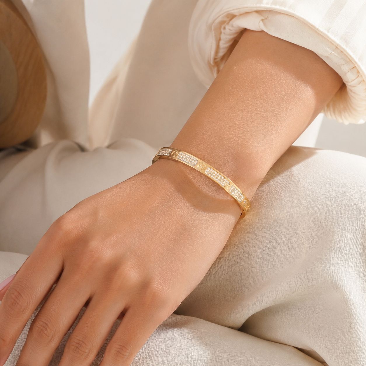 Titanstahl Armband Goldfarbe, langlebige Beschichtung