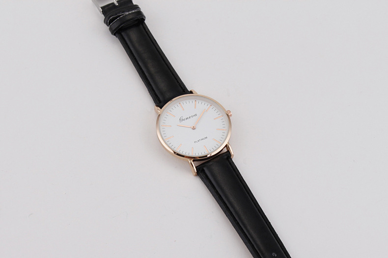 Herrenuhr, ultraflach, Lederarmband, Quarz