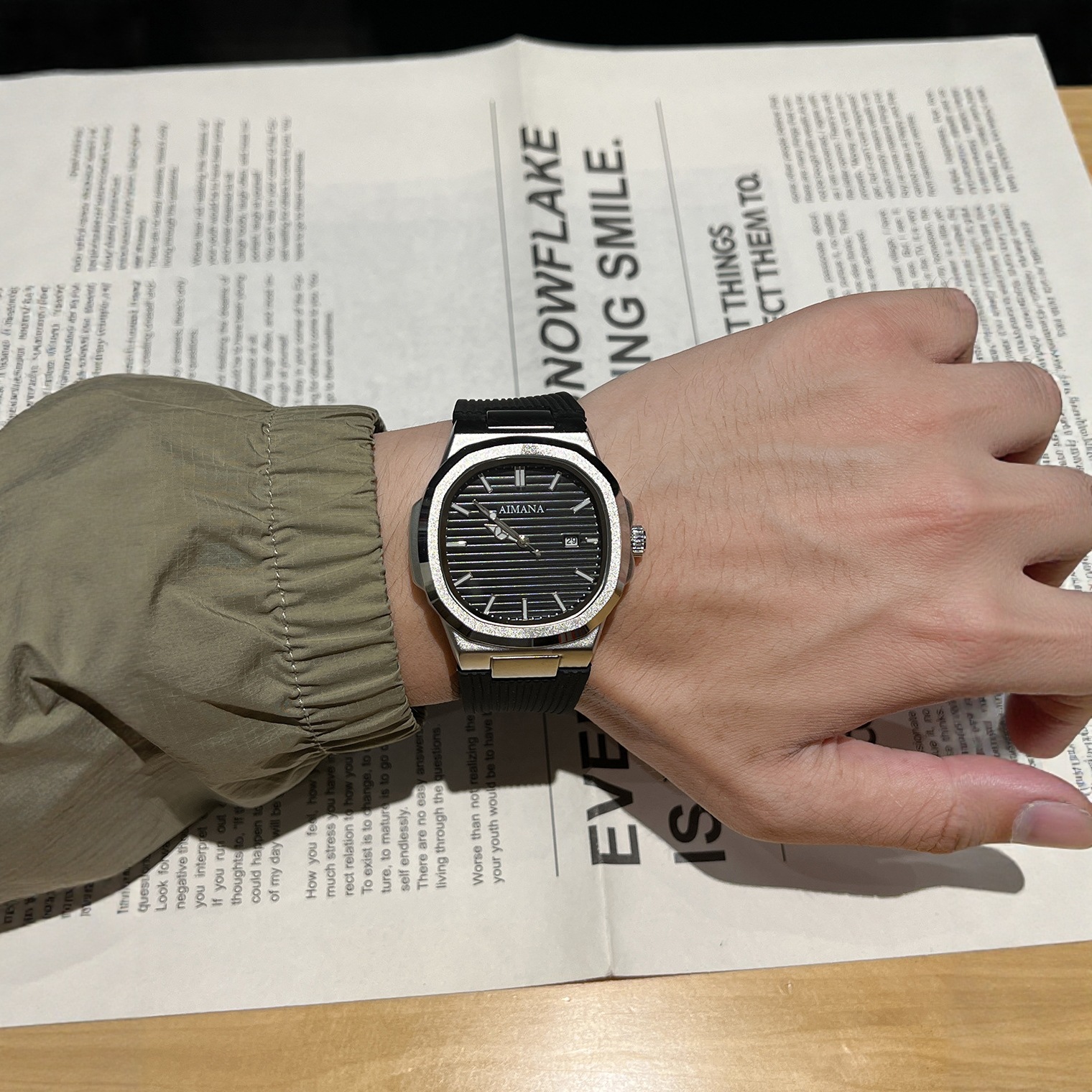 AIMANA Herrenuhr ultraflach Silikon-Armband mit Kalender