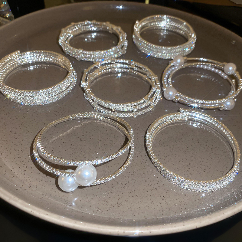 Artificial pearl multilayer rhinestone stretch bracelet