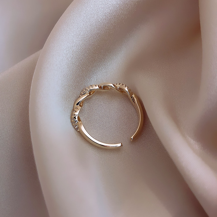 Geflochtener Ring Damen, luxuriöses offenes Design mit Kristallsteinen