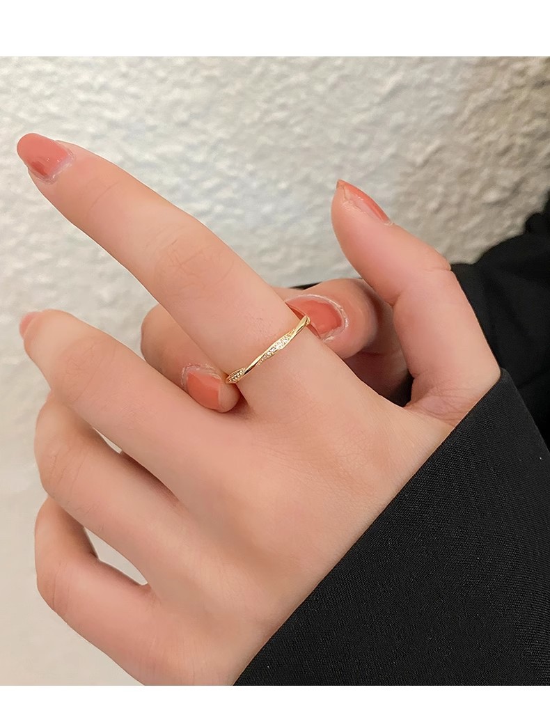莫比乌斯环戒指女轻奢小众设计感ins风可调节食指戒情侣对戒百搭