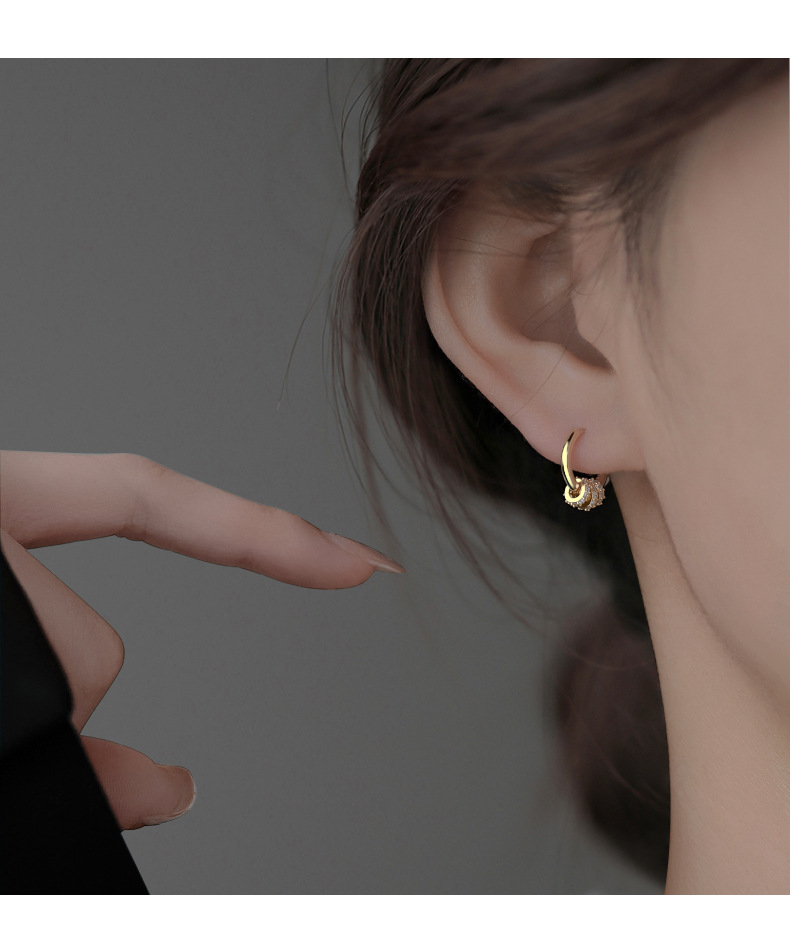 925 silver hoop earrings, elegant and sophisticated design