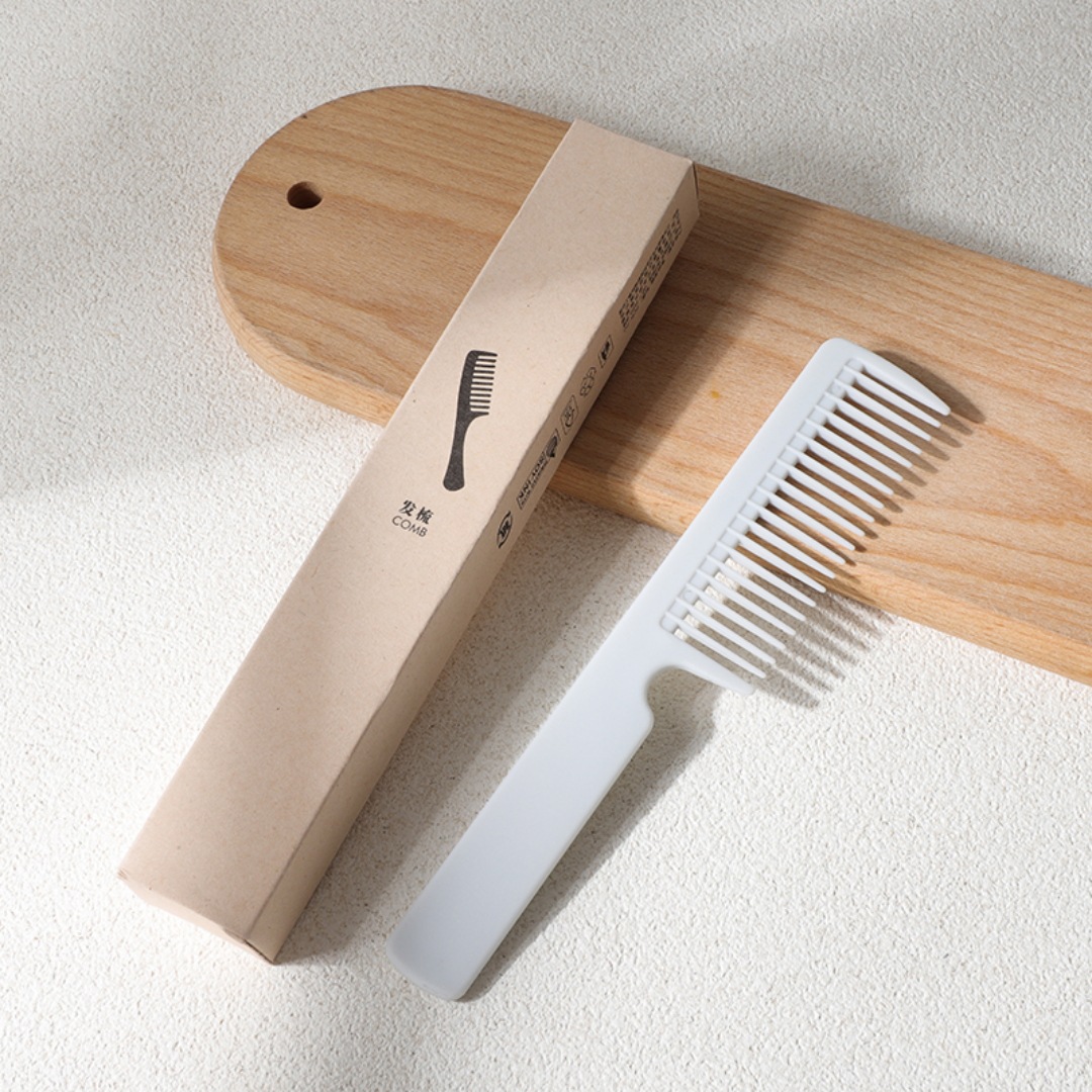 Disposable hotel toothbrush set with toothpaste, soft bristles, eco-friendly packaging