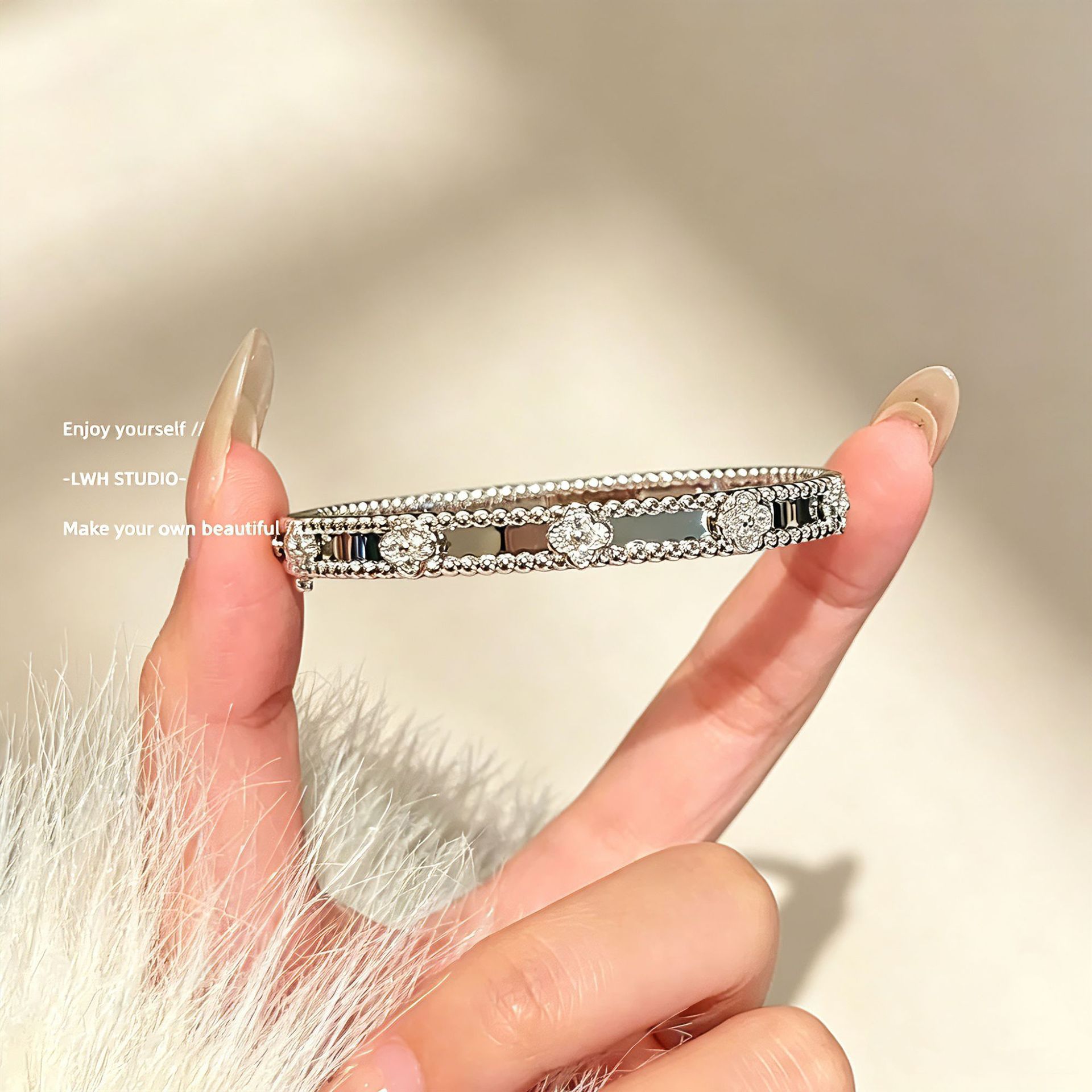 Kaleidoskop-Armband Damen, Blüte, vollständig mit Strass
