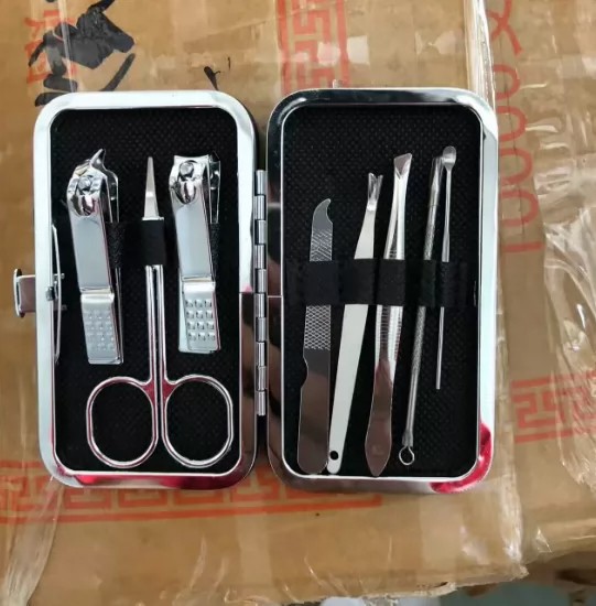 Stainless steel nail care kit, 7 pieces