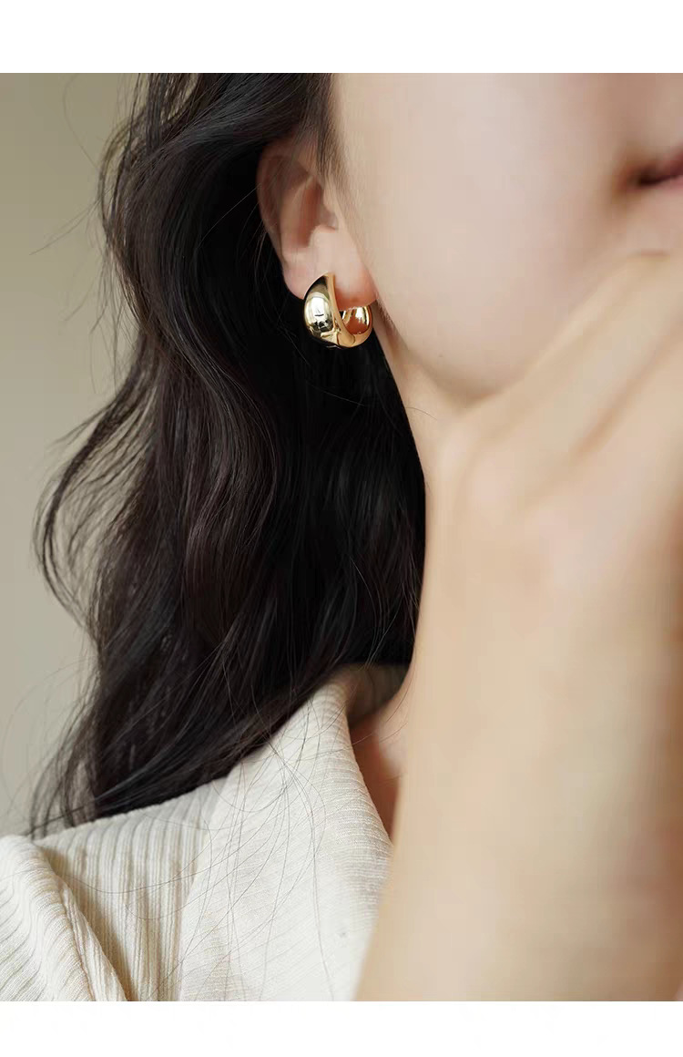 Seiko water drop ring ear studs, fashion design