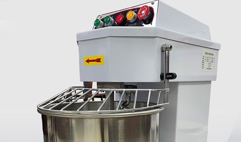 Automatic double-action vertical dough mixer, commercial