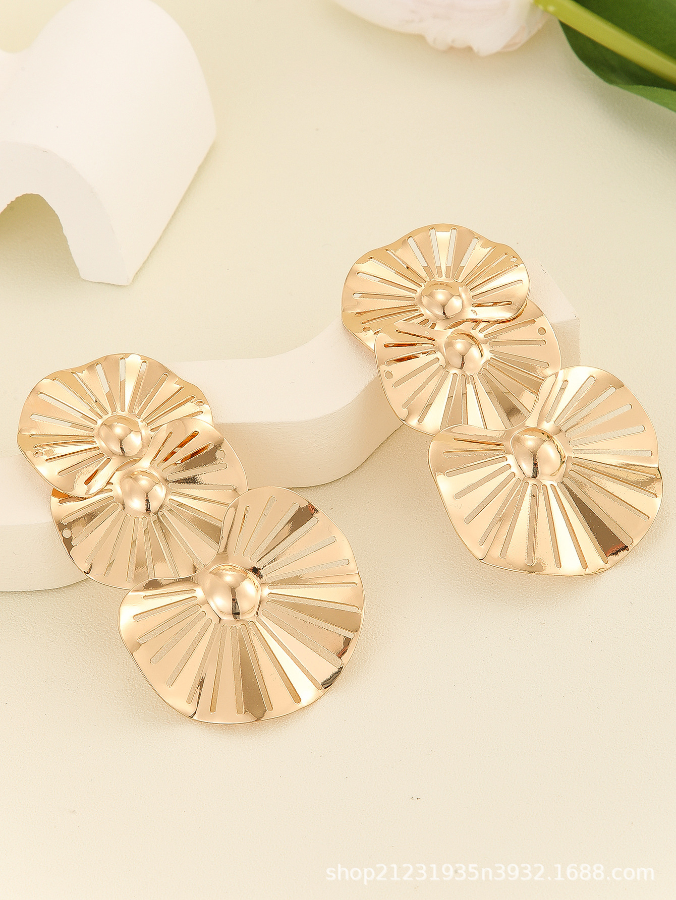 Geometrische C-Form Ohrringe Damen Gold minimalistisch