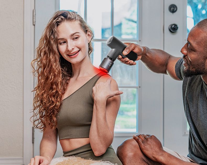Portable mini fascia massage gun hot and cold dual-mode