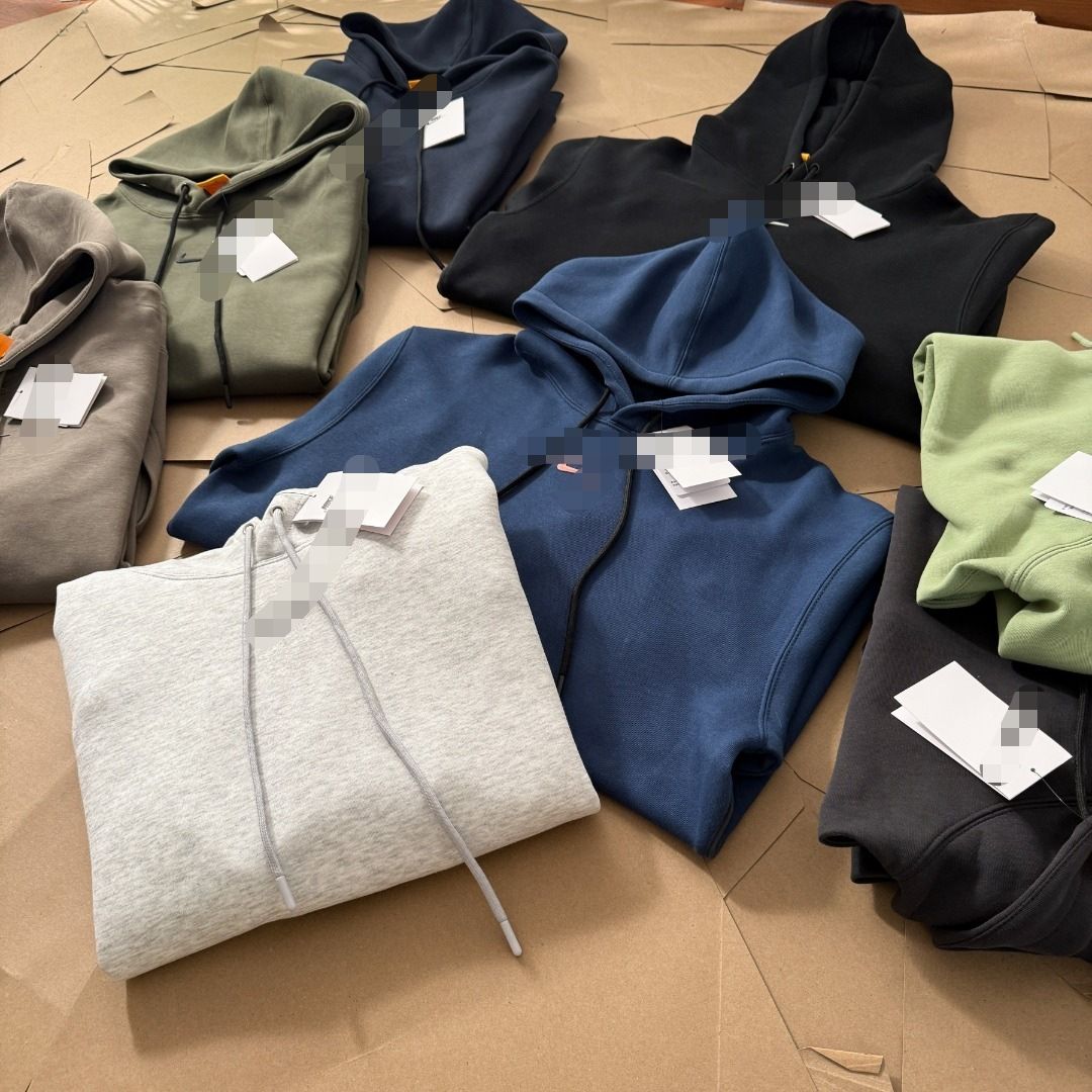 Kapüşonlu sweatshirt takımı yansıtıcı şerit