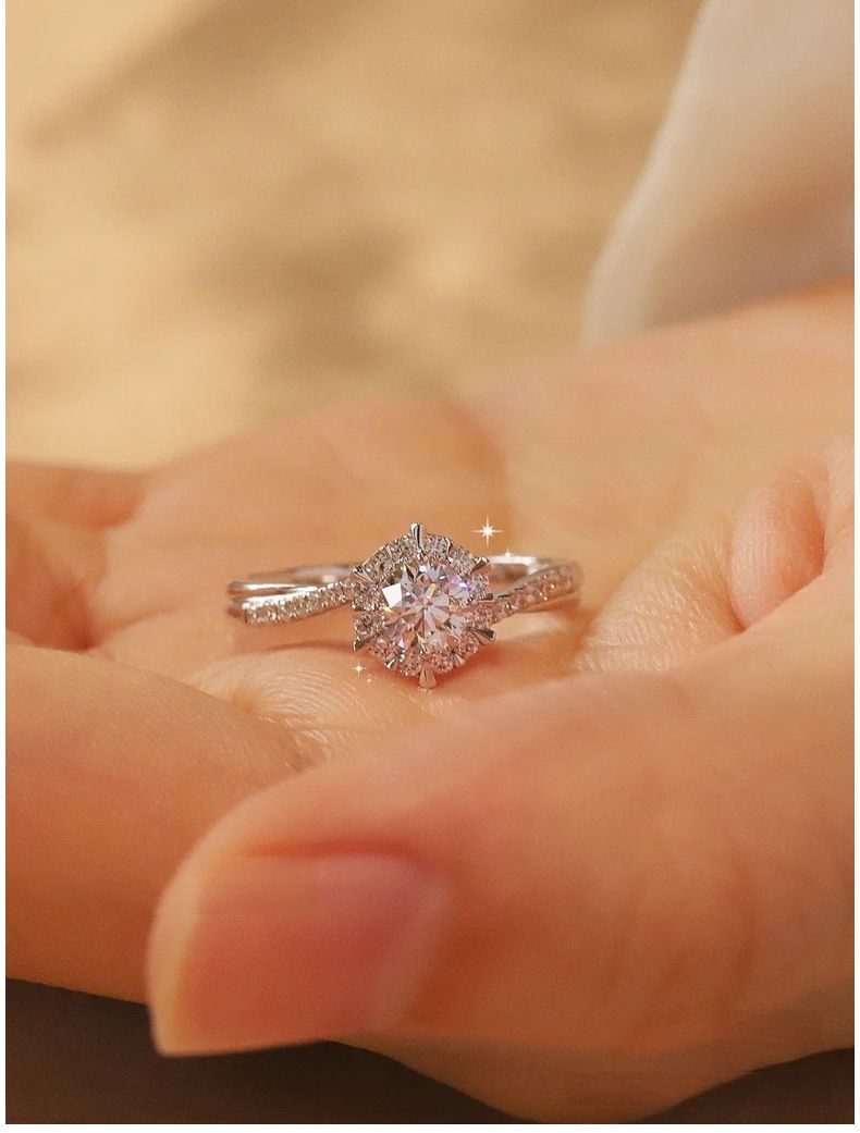 Silver moissanite ring 1 carat 50 point