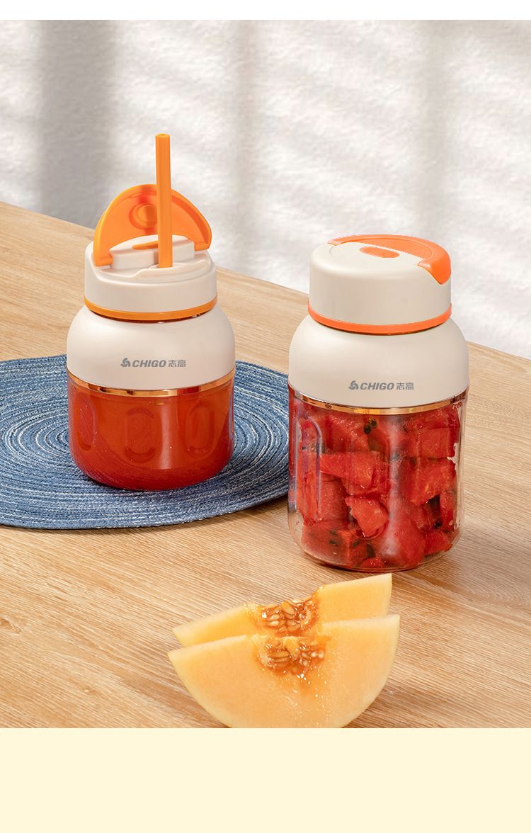 Chigo Portable Electric Juicer Cup, Mini, Cordless