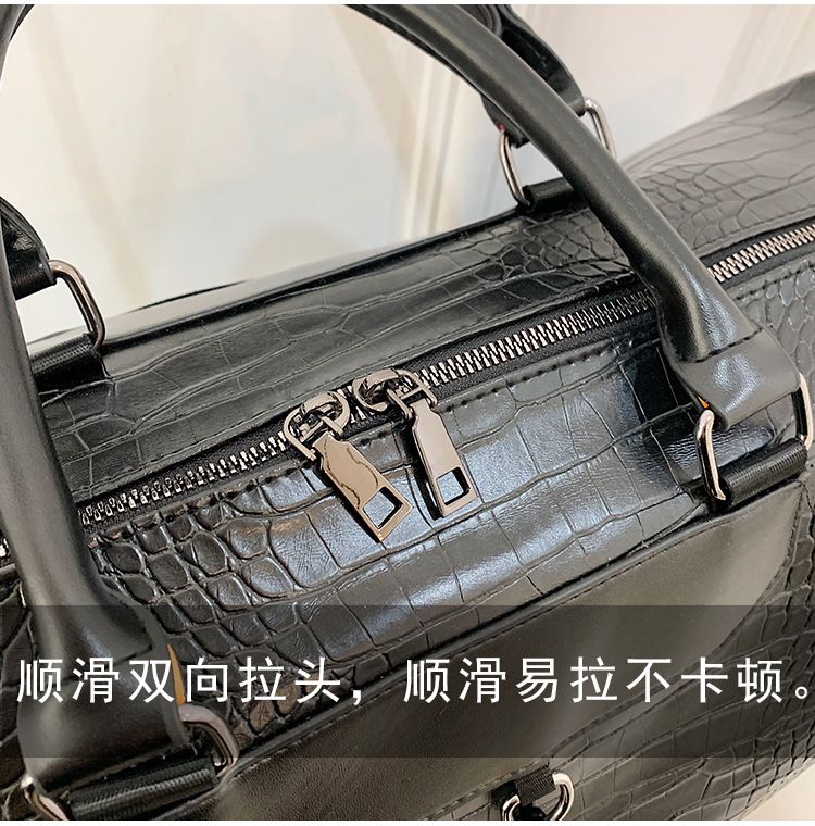 PU waterproof sports travel bag, large capacity