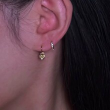 999 Silber-Ohrstecker mit Zirkonia, schlafgeeignet