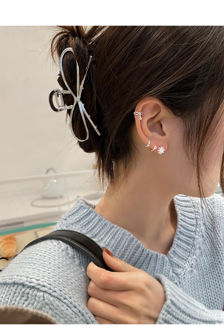 999er-Silber-Zirkonstein-Ohrstecker mit Schmetterlingsdesign