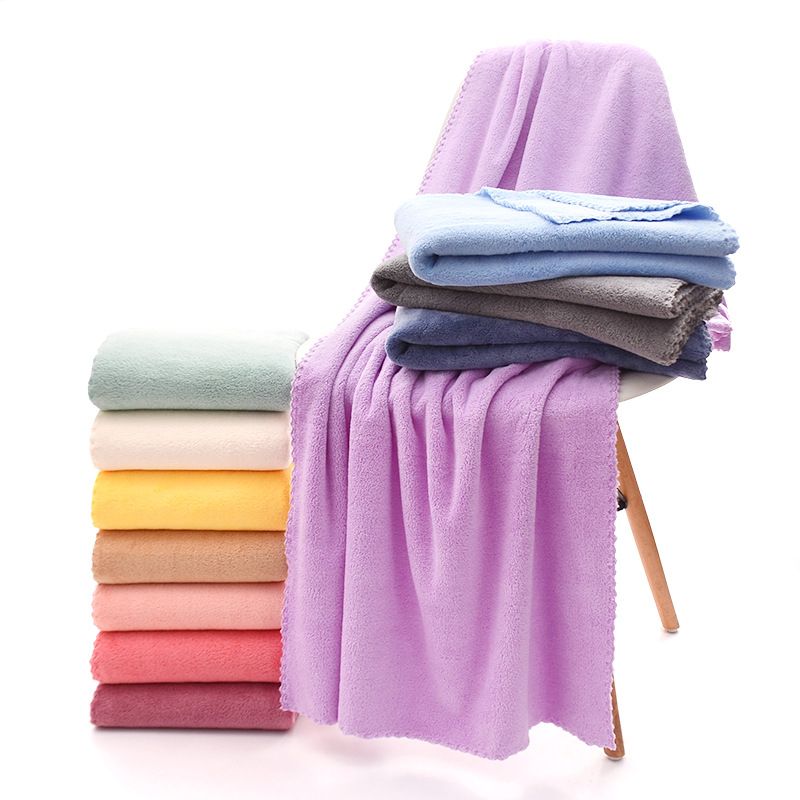 Yüksek yoğunluklu mercan kadife düz dantel kayınvalide havlusu banyo havlusu seti yumuşak emici işlemeli logo hediye toptan