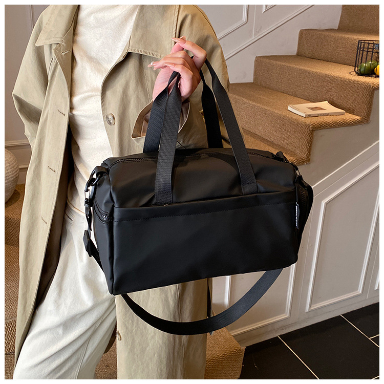 Sports fitness bag waterproof women travel shoulder bag