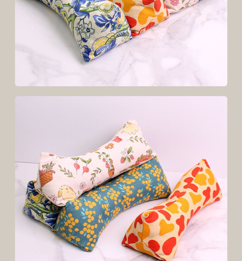 Buckwheat Hull Triangular Cervical Pillow with Mugwort Support