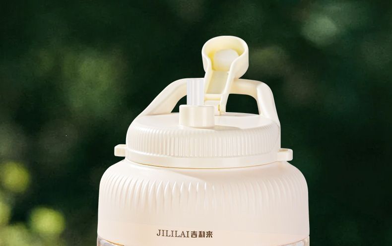 Portable cordless juicer, ice crusher function, smart design