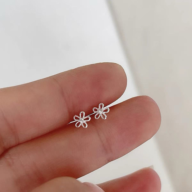 S925 sterling silver stud earrings, hypoallergenic