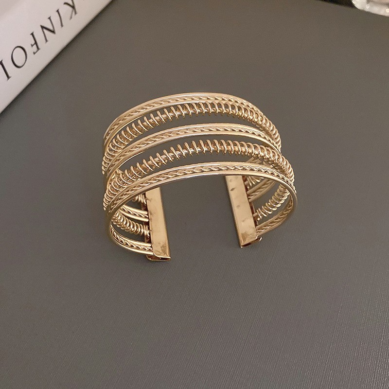Irregular concave bracelet, niche design, silver-toned