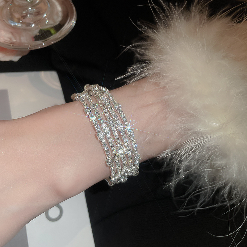 Artificial pearl multilayer rhinestone stretch bracelet
