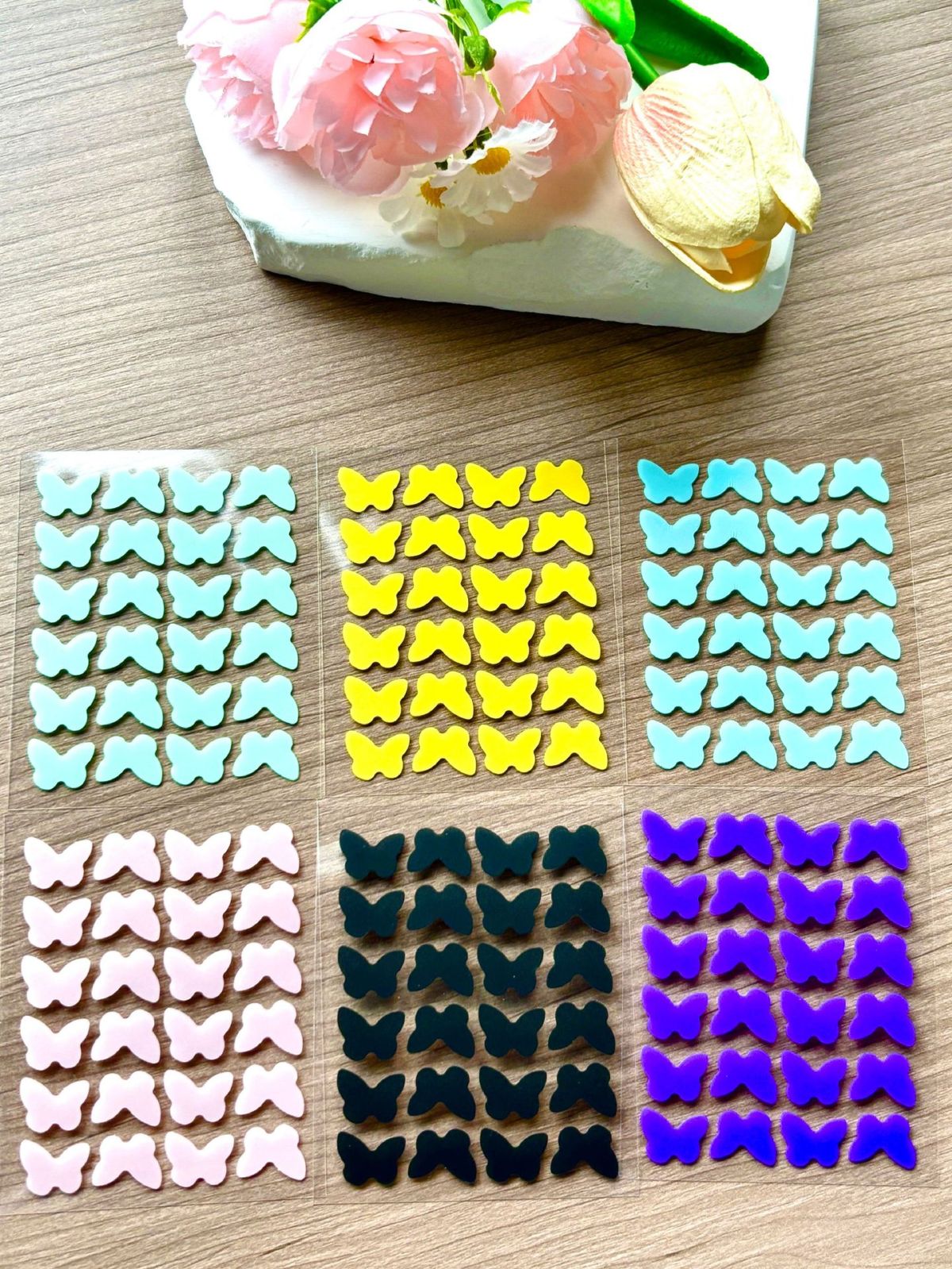 厂家跨境痘痘贴批发彩色卡通蝴蝶防水PE24粒20粒蝴蝶卡通痘痘贴