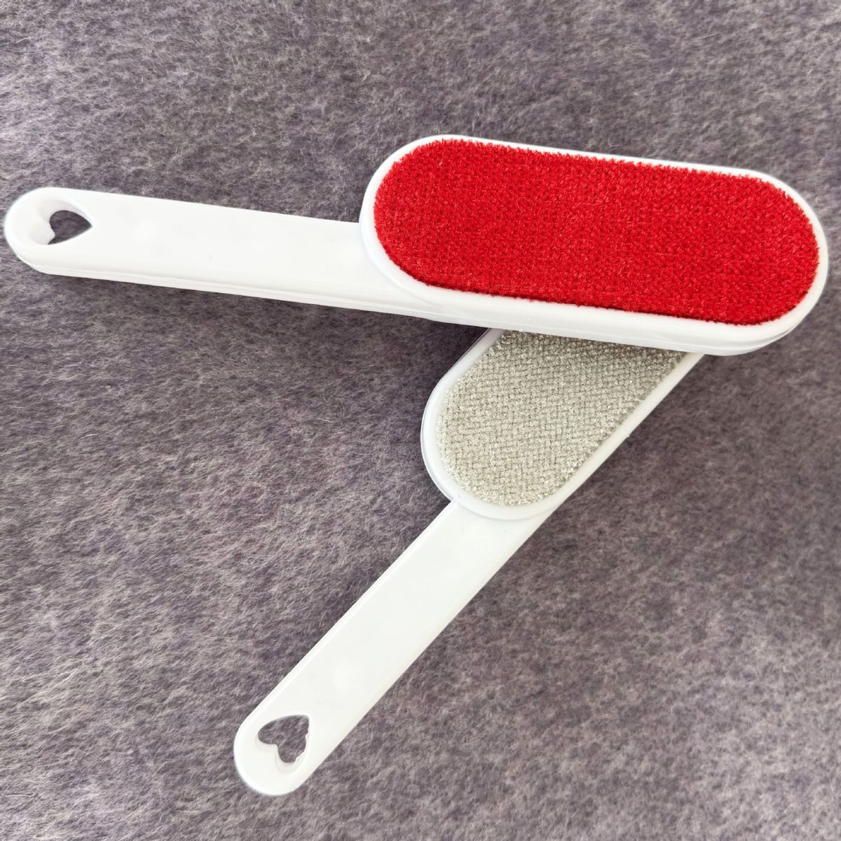 Cashmere coat care brush, double-sided
