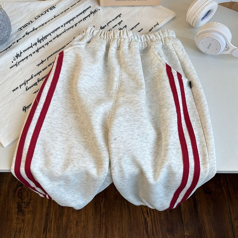 Children's sportswear set, raglan sleeves, towel embroidery, two-piece