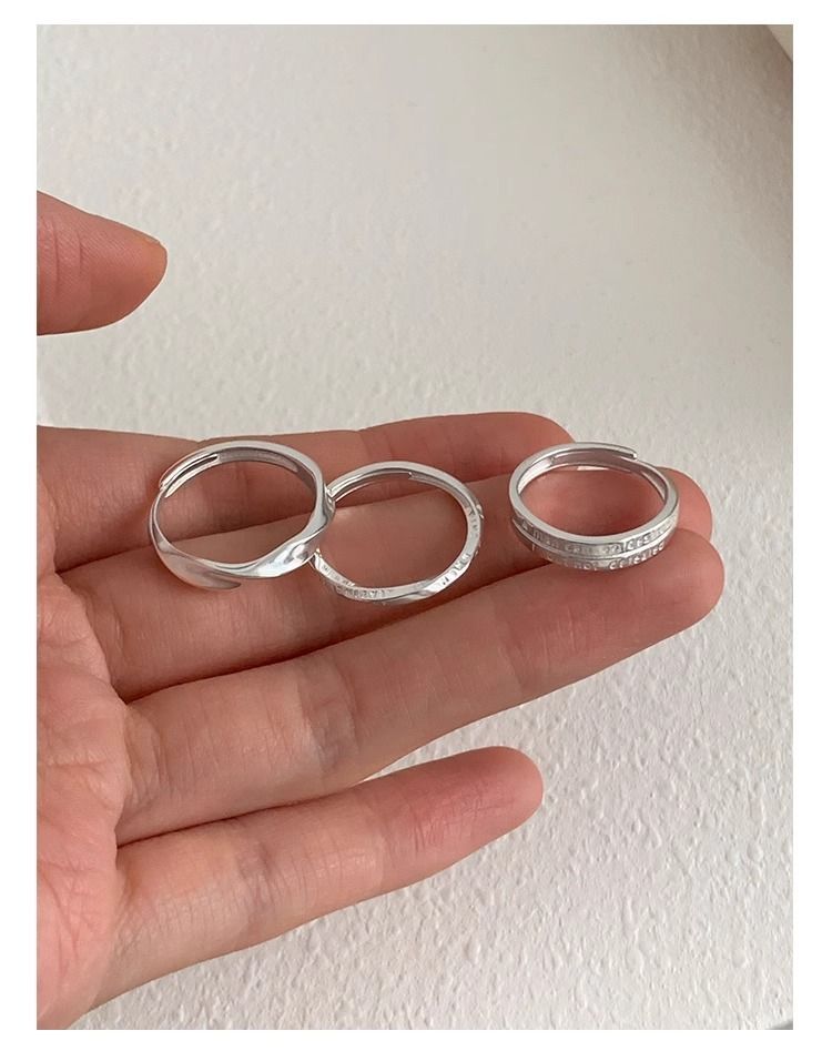 Geometric Möbius ring for women, open adjustable, luxury style