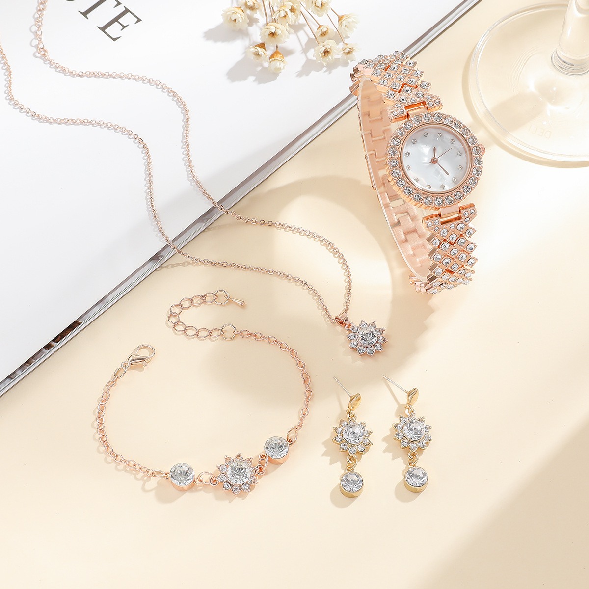 Women's quartz watch set, rose gold, diamond design, gift box