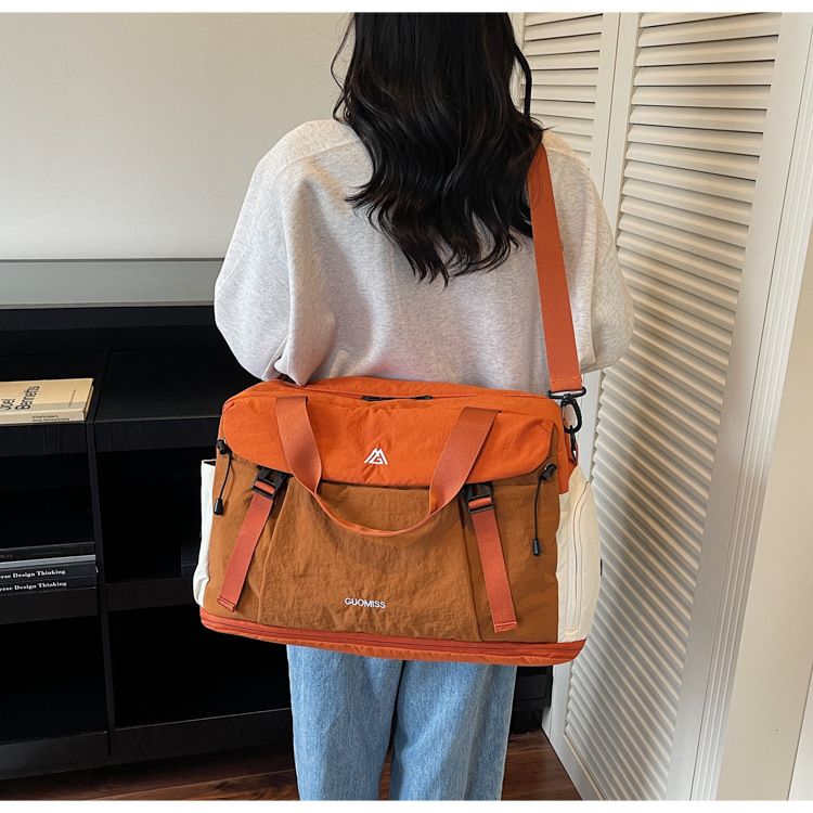 Women's travel bag with dry and wet separation, large capacity