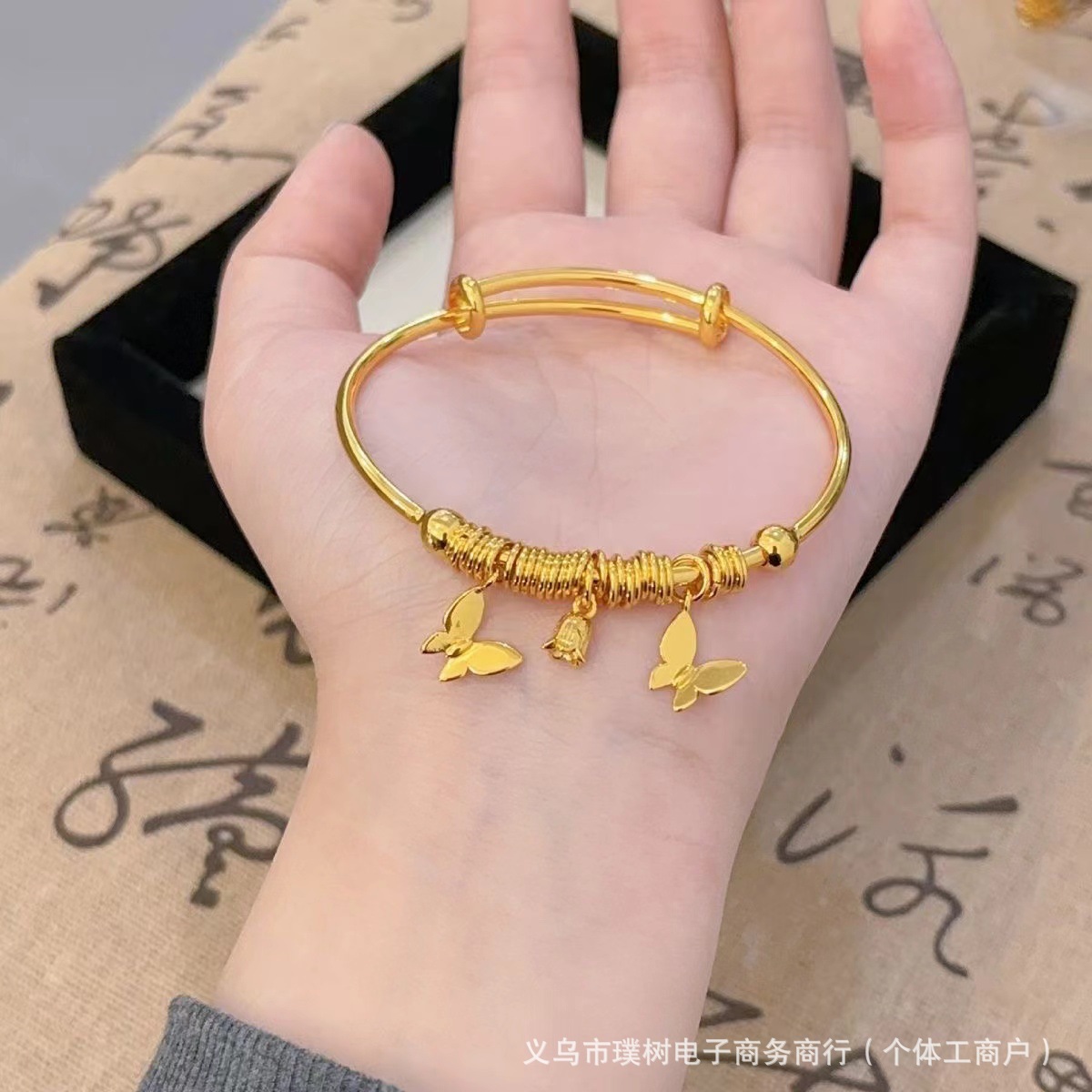 Sha jin bell ruyi bracelet for women, open adjustable, new Chinese style