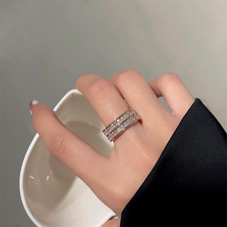 Doppelter quadratischer Diamantring-Set, minimalistisches Design