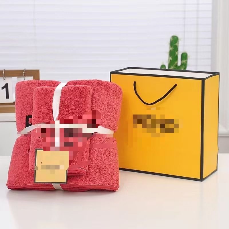 Banyo havlusu 2'li set, mercan kadife, hızlı kuruyan