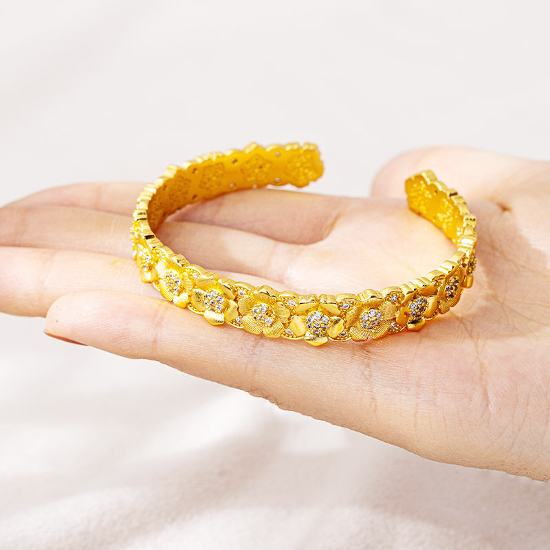 Chinesischer Stil Sand Gold Armband Diamant Blumenschloss