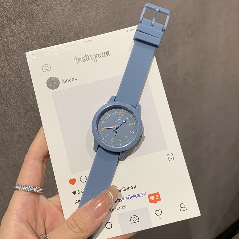 Dopamine quartz watch women silicone fresh style