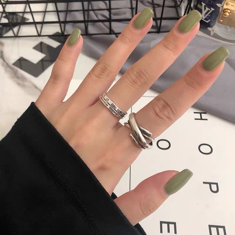 925 sterling silver women's ring, open design with roman numerals