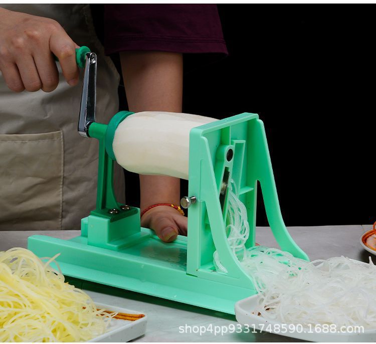 Multifunctional vegetable shredder for radish, potato and fruit