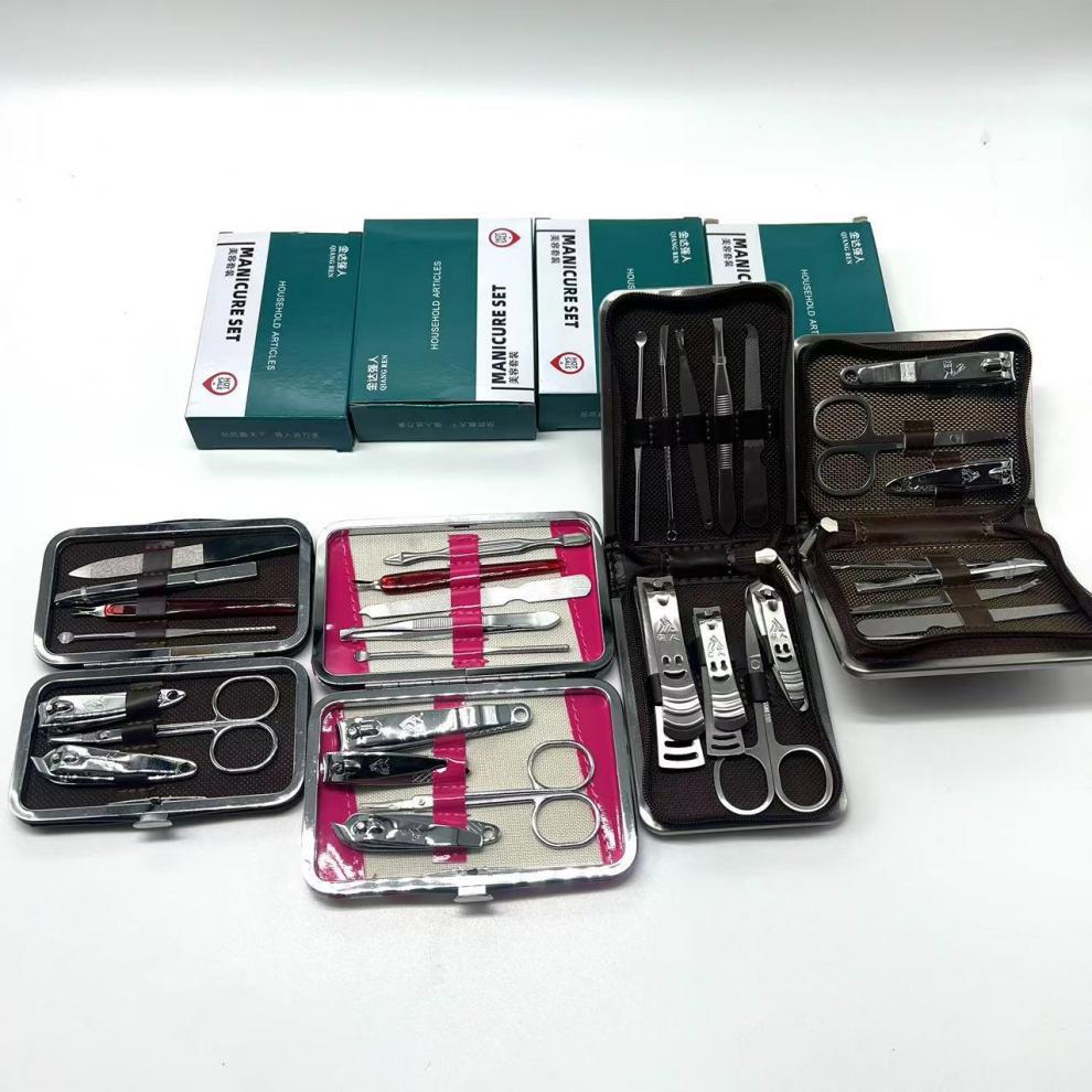 Nail clipper set with beauty nail cutting tools