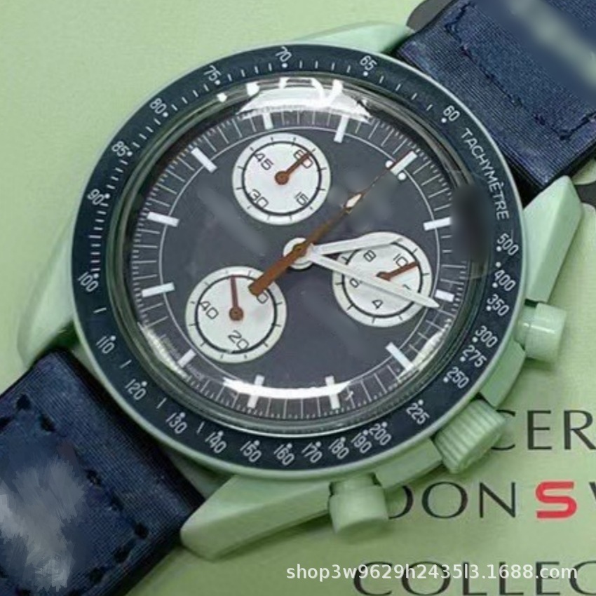 Herren-Chronograph mit Mond- und Merkur-Design