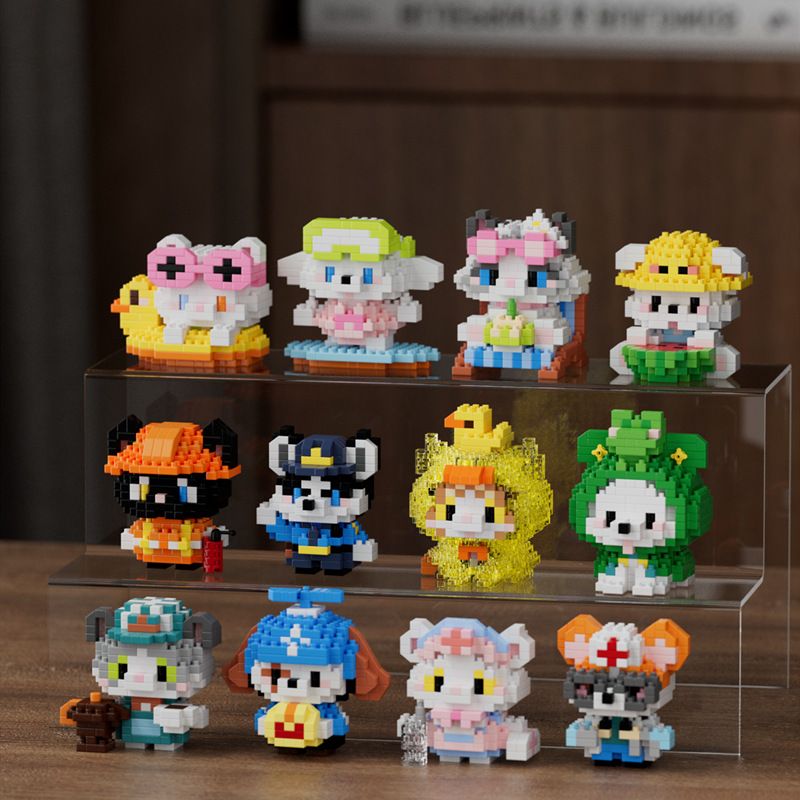 Cartoon Figure Building Blocks, Assembled Ornament