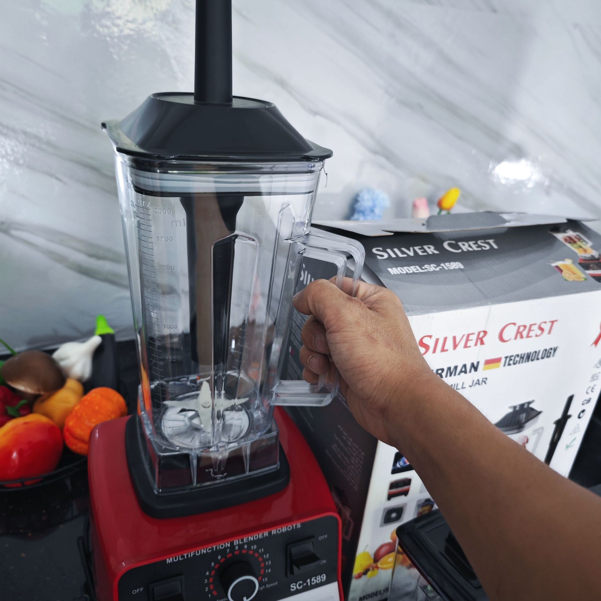 2.5L blender with 9525 motor, ice crushing function