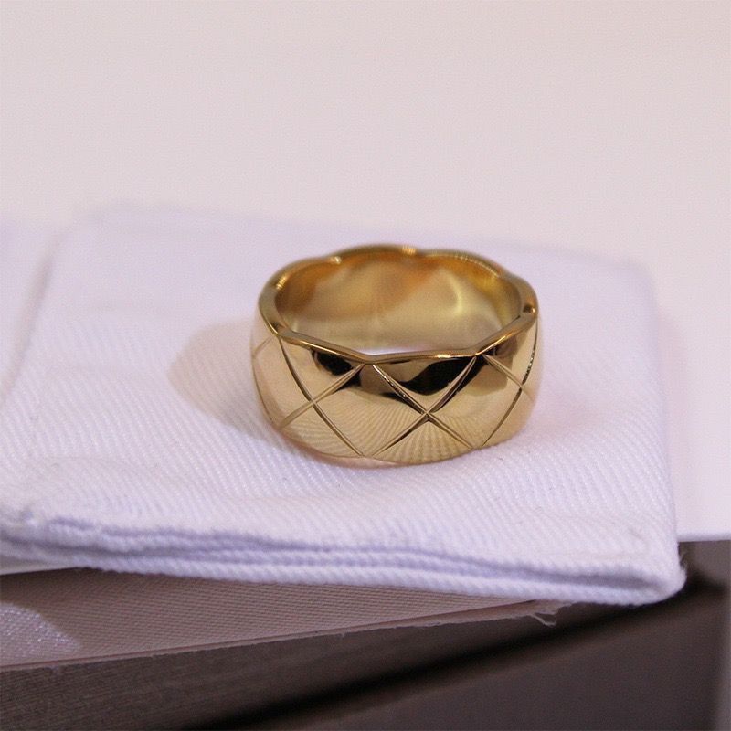 Xiangja 18k Gold plattiert Coco Rautenmuster Ring